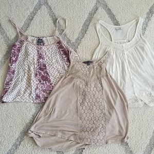 Bundle of 3 AE tank tops